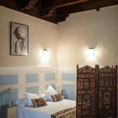 Machado Aparthotel 4*
