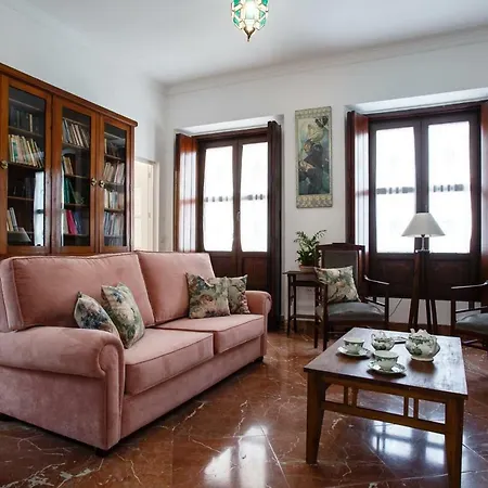 Machado 3* Seville