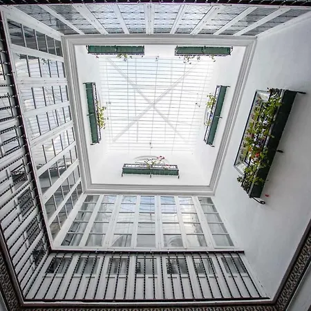 Machado Aparthotel Seville