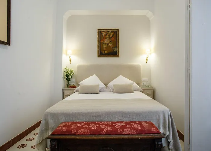 Machado Apartahotel 4*