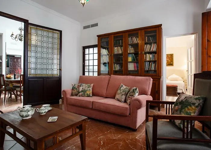 Machado Apartahotel Sevilla